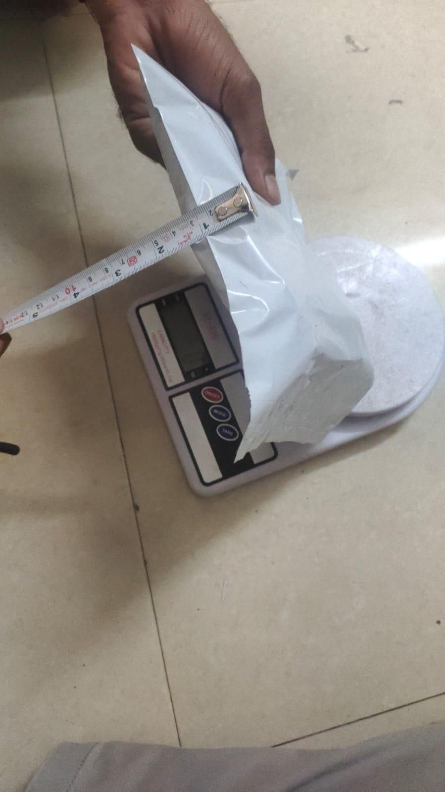 Deep Collagen V Lifting Gel Mask (Pack of 1) -Lift sagging skin and reveal a more defined V-shaped jawline.  💎